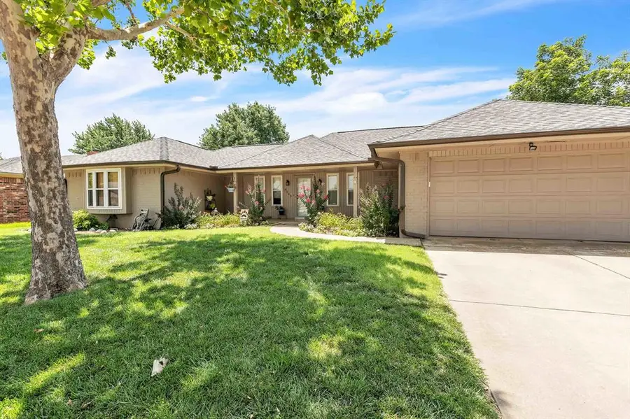 8240 NW 98th Street, Oklahoma City, OK 73162 - #2