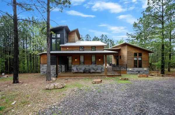 784 N Lukfata Fork Trail, Broken Bow, OK 74728