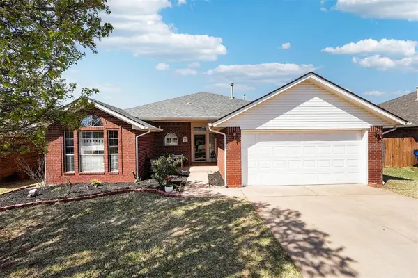 1415 Cherokee Lane, Blanchard, OK 73010