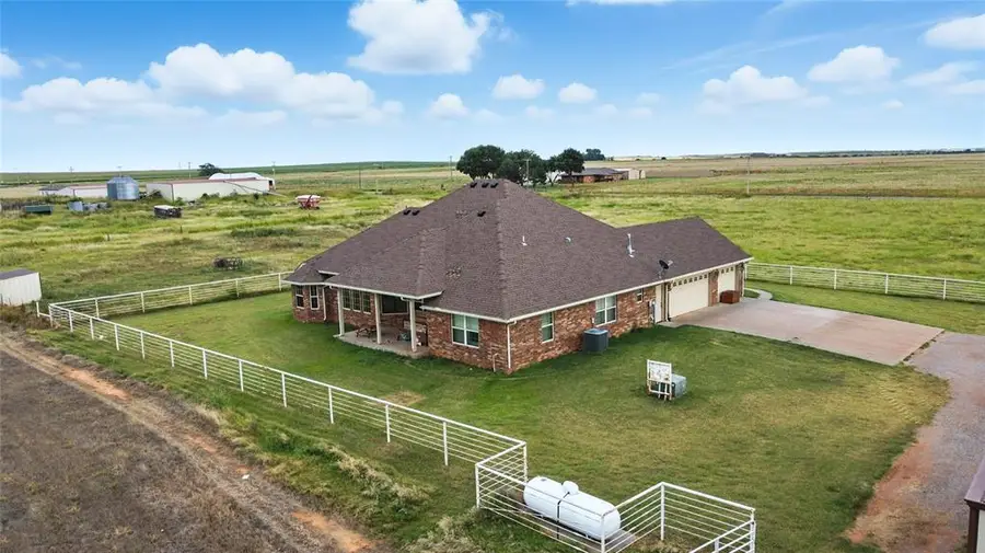 21321 E 1290 Road, Sentinel, OK 73664 - #3