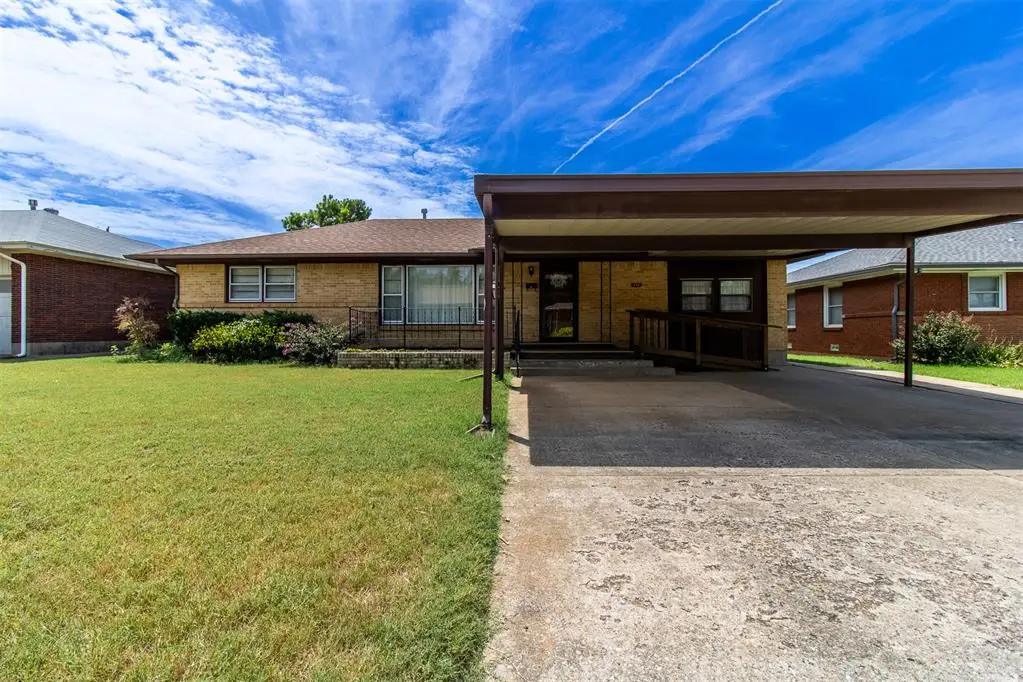 216 W Coe Drive, Midwest City, OK 73110 - #1