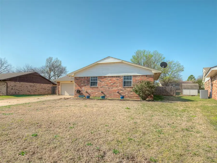 7 Kiowa, Shawnee, OK 74801 - #2
