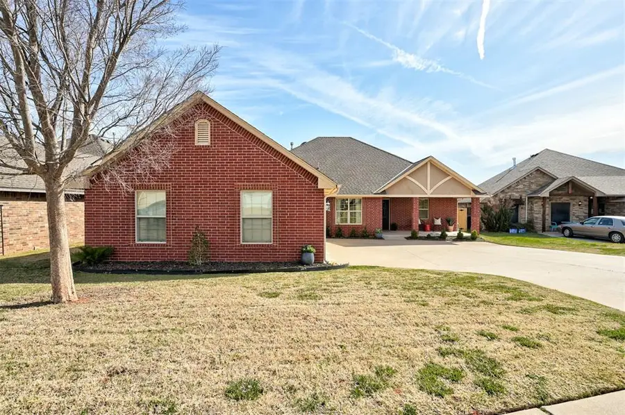 19208 Blossom Court, Edmond, OK 73012 - #2