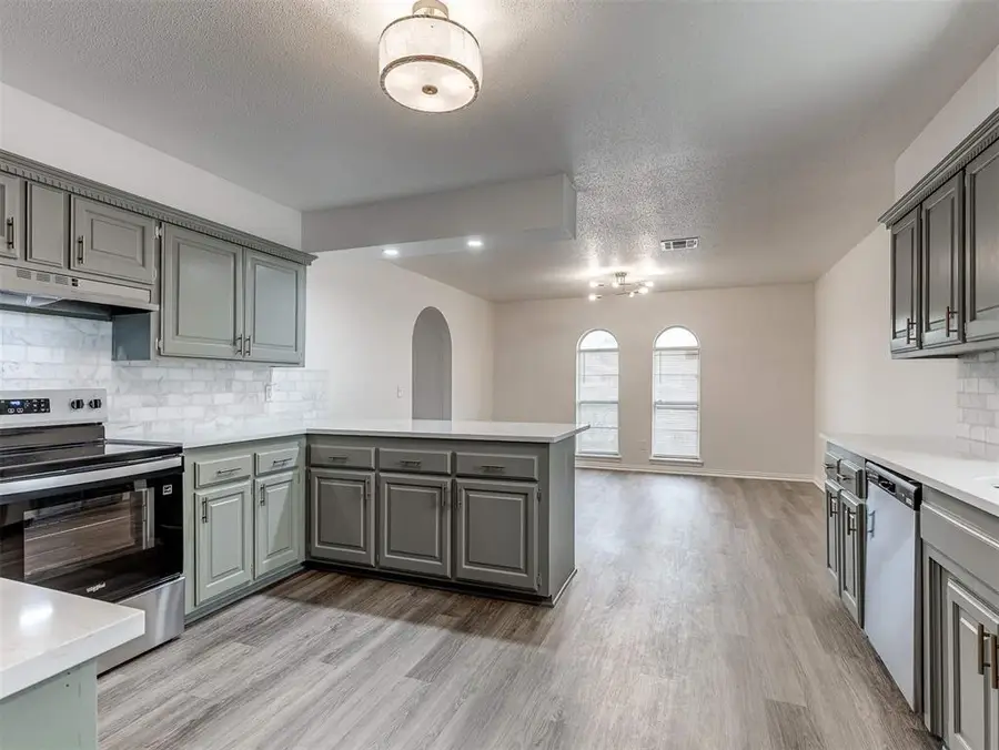 4900 NW 17th Street, Oklahoma City, OK 73127 - #2