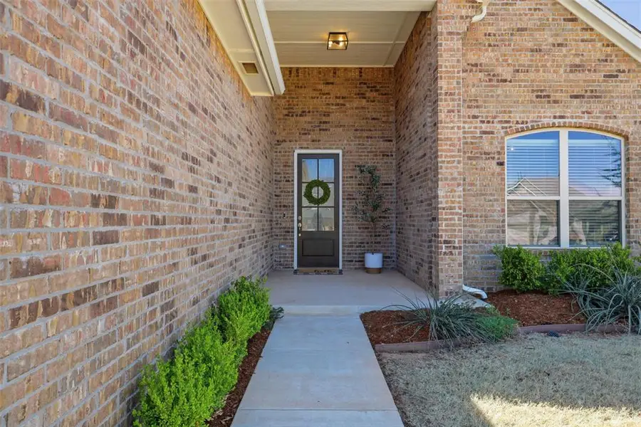 11404 NW 113th Court, Yukon, OK 73099 - #2