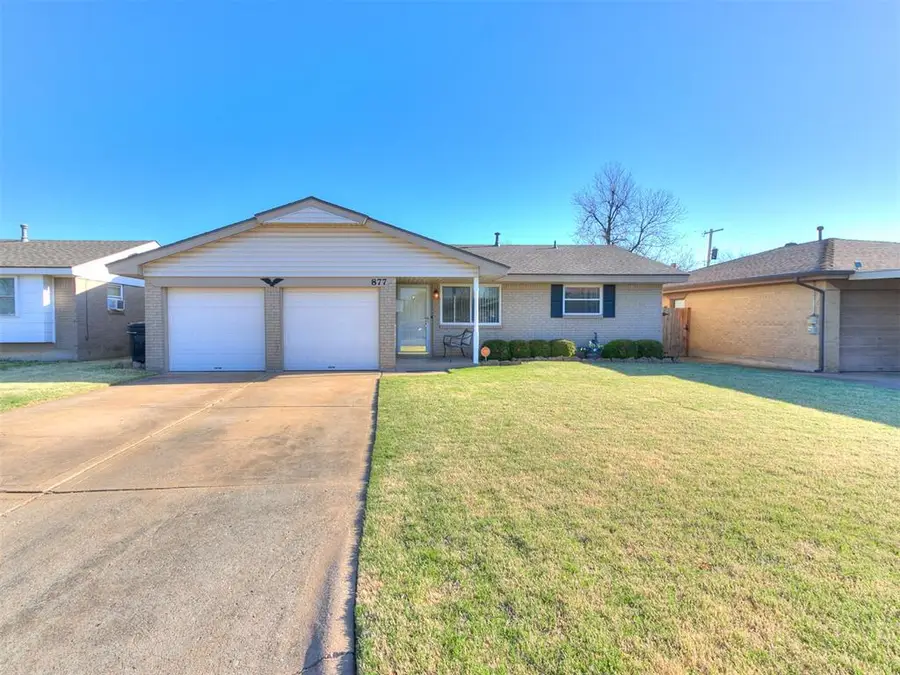 877 NW 14th Street, Moore, OK 73160 - #2
