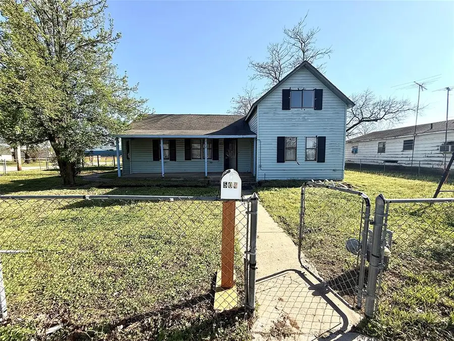 506 W 5th Street, Stroud, OK 74079 - #3