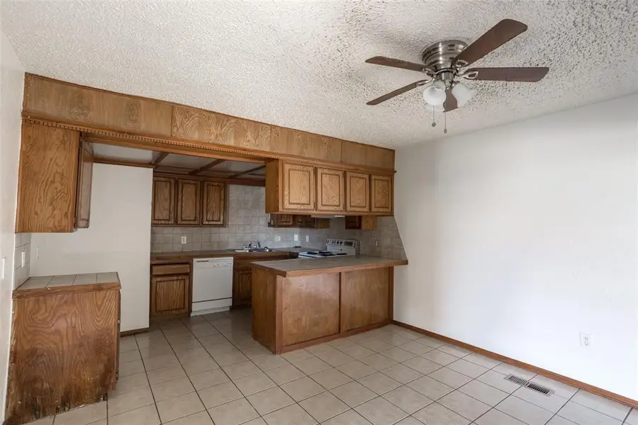 12520 Abbotts Way, Oklahoma City, OK 73142 - #3