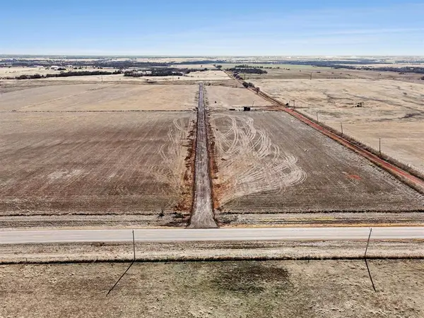 8001 Orchid Way, Cashion, OK 73016