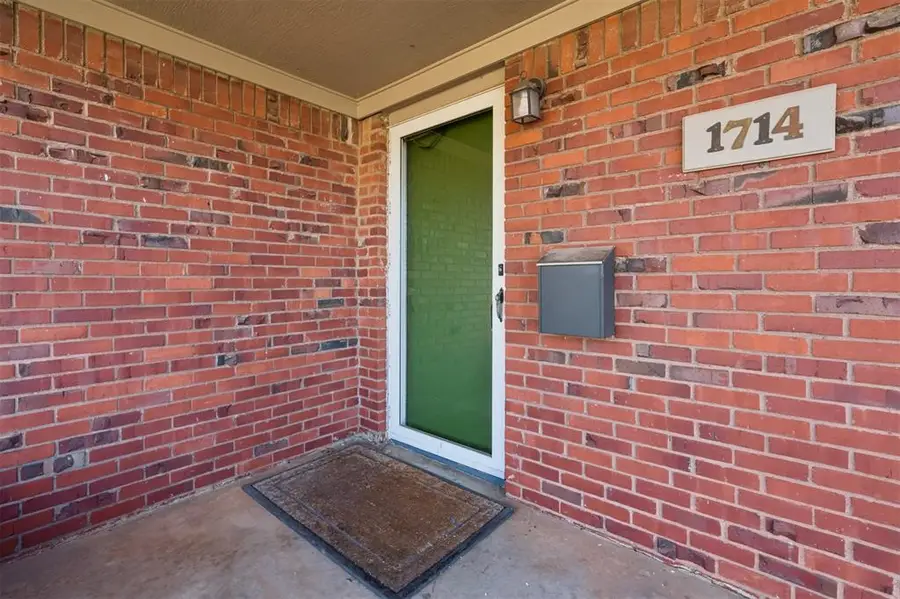 1714 Dorchester Drive, Oklahoma City, OK 73120 - #3