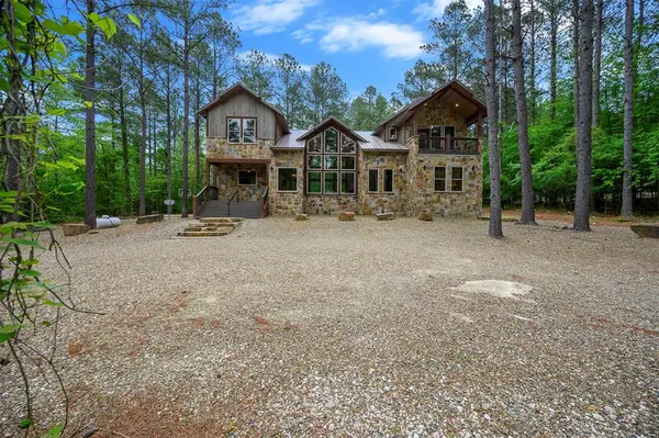 217 Green Apple Trail, Broken Bow, OK 74728