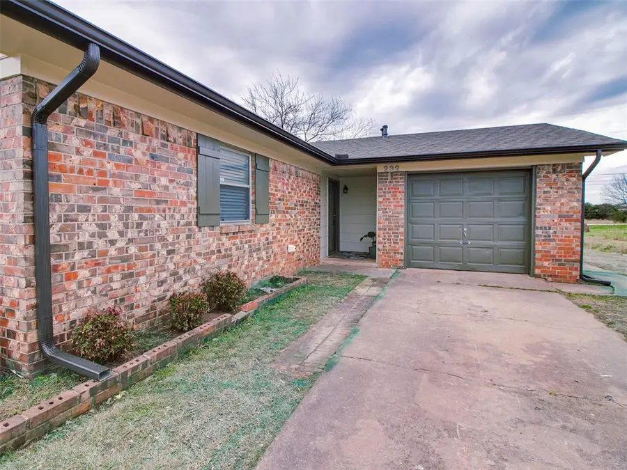 232 S 5th Avenue, Stroud, OK 74079 - #3