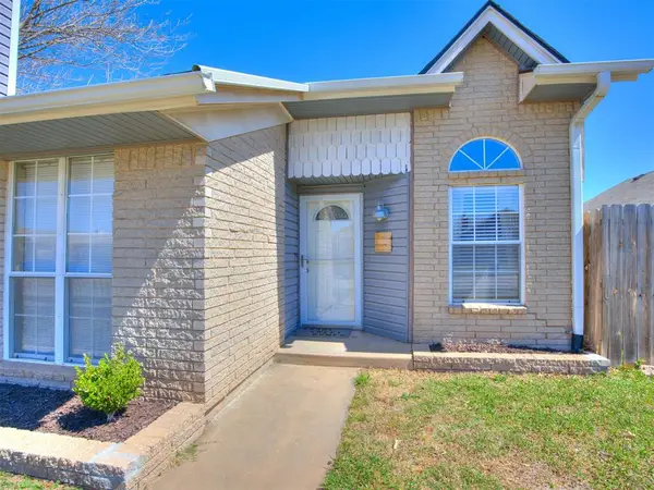 2110 Lonnie Lane, Moore, OK 73170