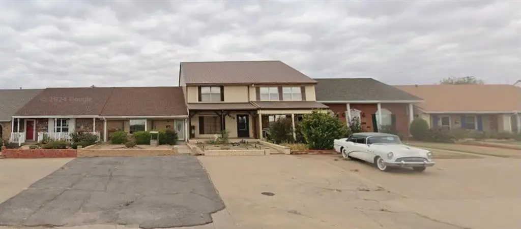 819 N Broadway Avenue, Hobart, OK 73651 - #1