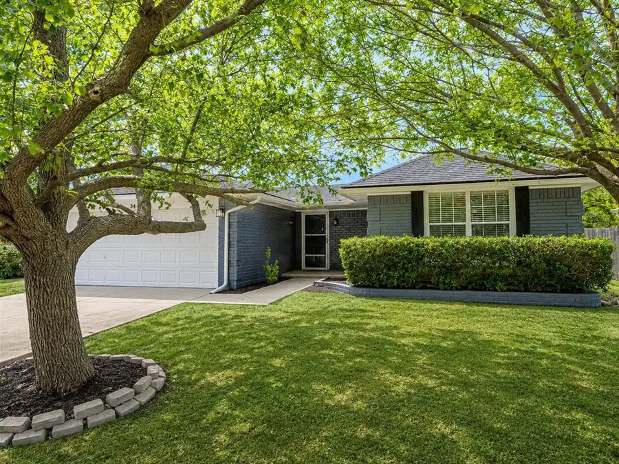3425 Grassland Drive, Norman, OK 73072 - #2