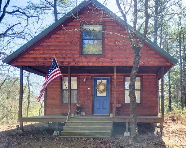 34 NE E Street, Antlers, OK 74523