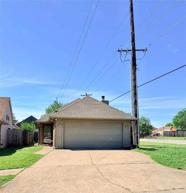 800 NE 17th Court, Moore, OK 73160 - #1