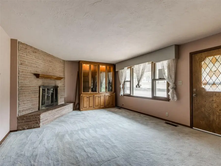 3505 S Coltrane Road, Edmond, OK 73013 - #3