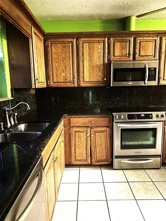 105 Gardenwood Drive, Holdenville, OK 74848 - #3