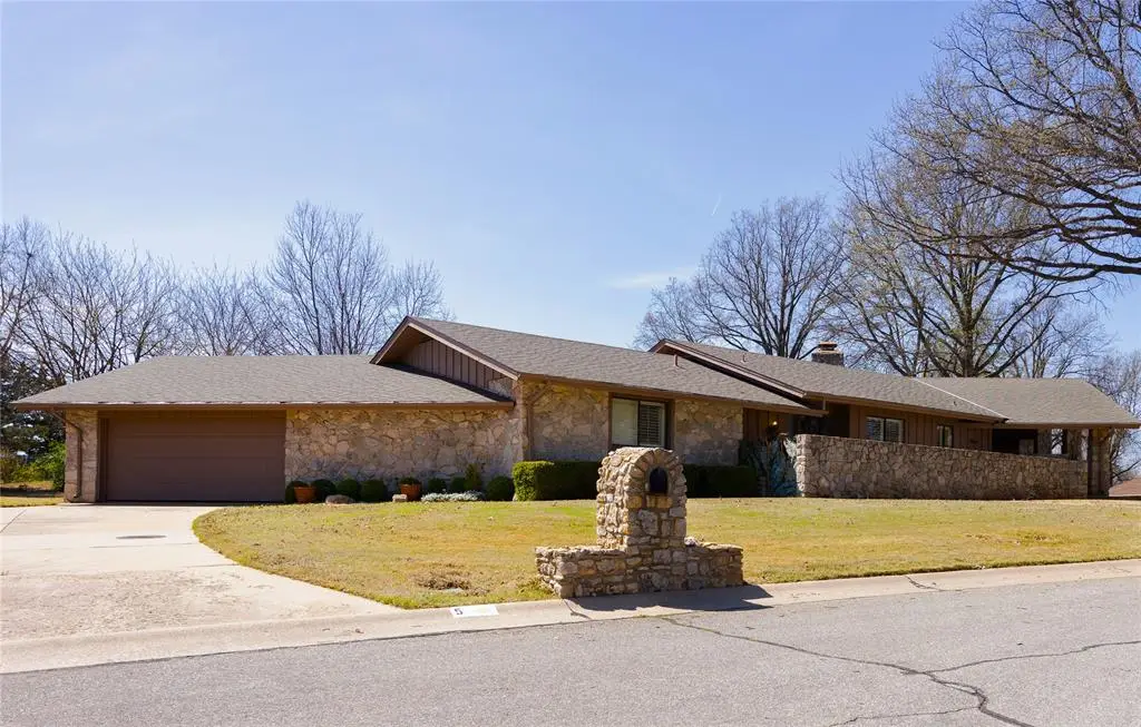 5 Stoneridge Road, Ponca City, OK 74604 - #1