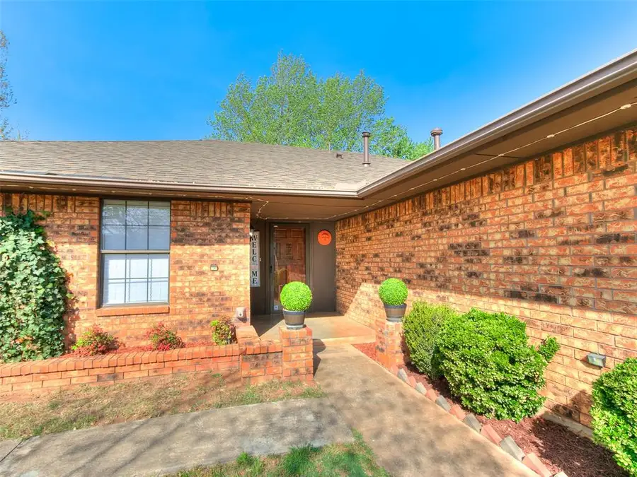 1701 Green Leaf Lane, Edmond, OK 73013 - #3