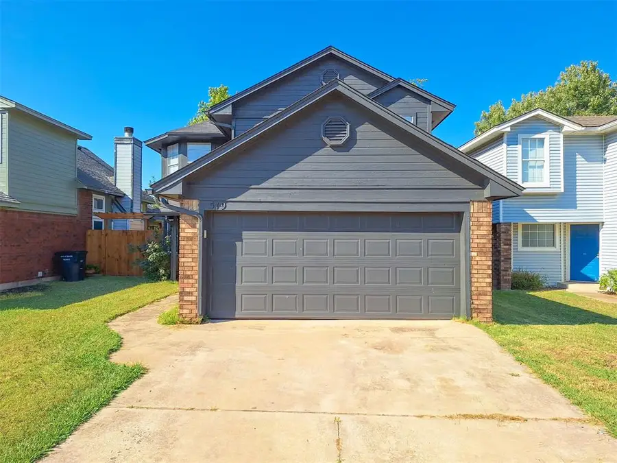 519 Stoneridge Drive, Moore, OK 73160 - #2