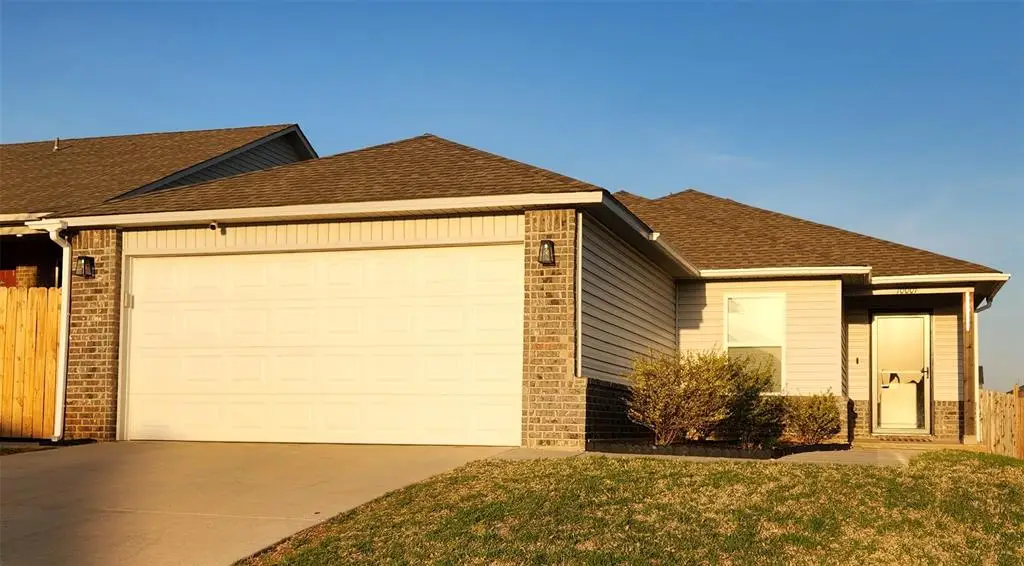 10001 Black Bear Trail, Yukon, OK 73099 - #1