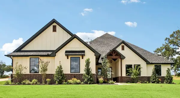 10849 Turkey Trot Trail, Guthrie, OK 73044