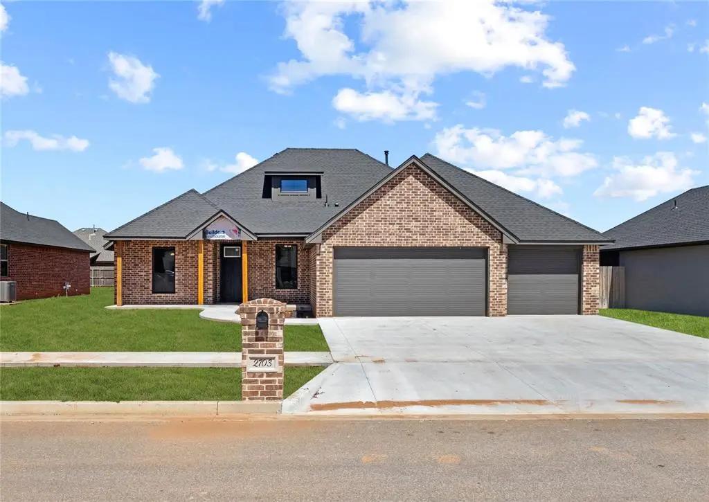 2703 Cloud Nine Circle, Weatherford, OK 73096 - #1