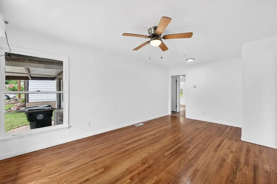 509 E Kerr Drive, Midwest City, OK 73110 - #2