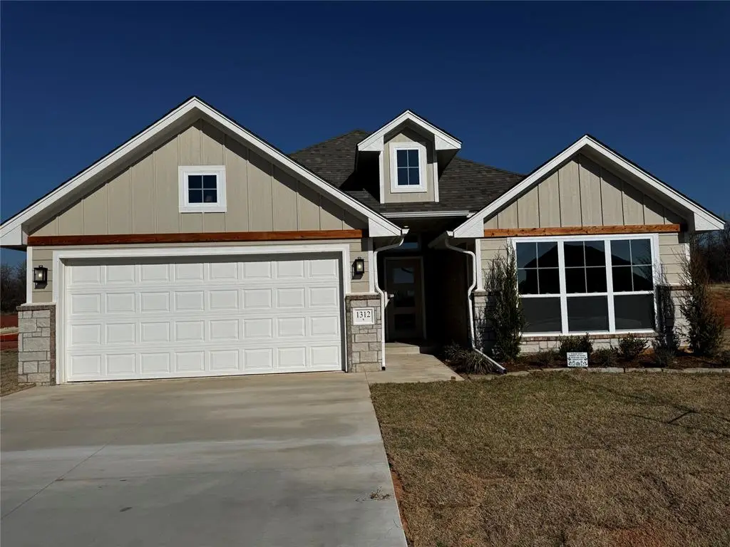 1312 Lighthorsemen Way, Choctaw, OK 73020 - #1