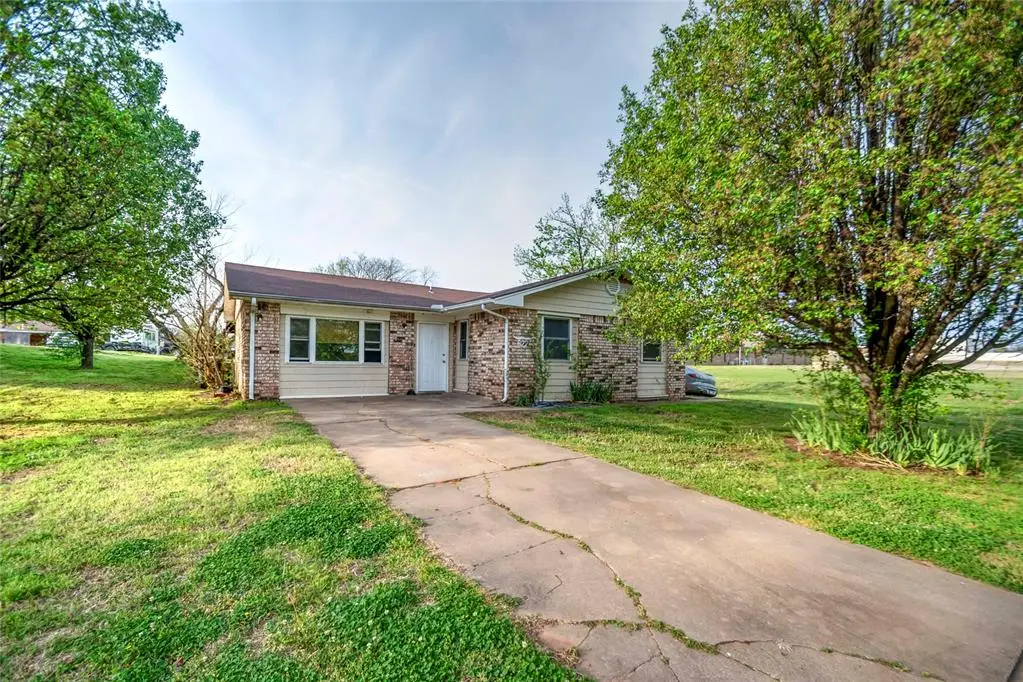 622 W 10th Street, Stroud, OK 74079 - #1