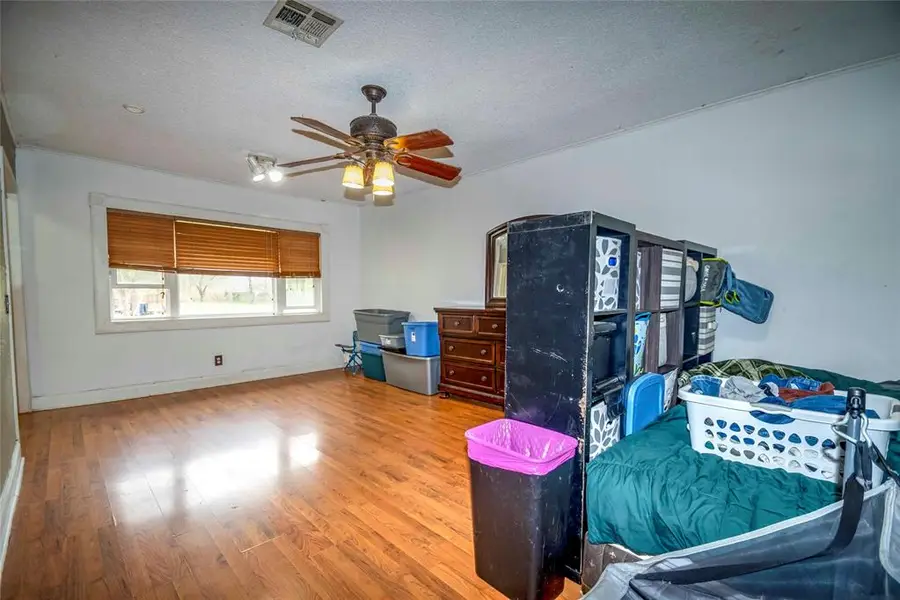 622 W 10th Street, Stroud, OK 74079 - #3