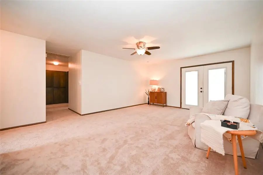 122 Ruskin Place, Chickasha, OK 73018 - #3