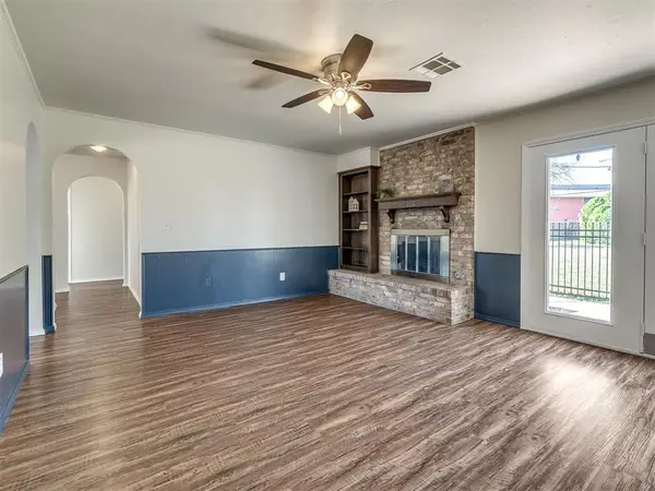 222 Shadybrook Place, Midwest City, OK 73110