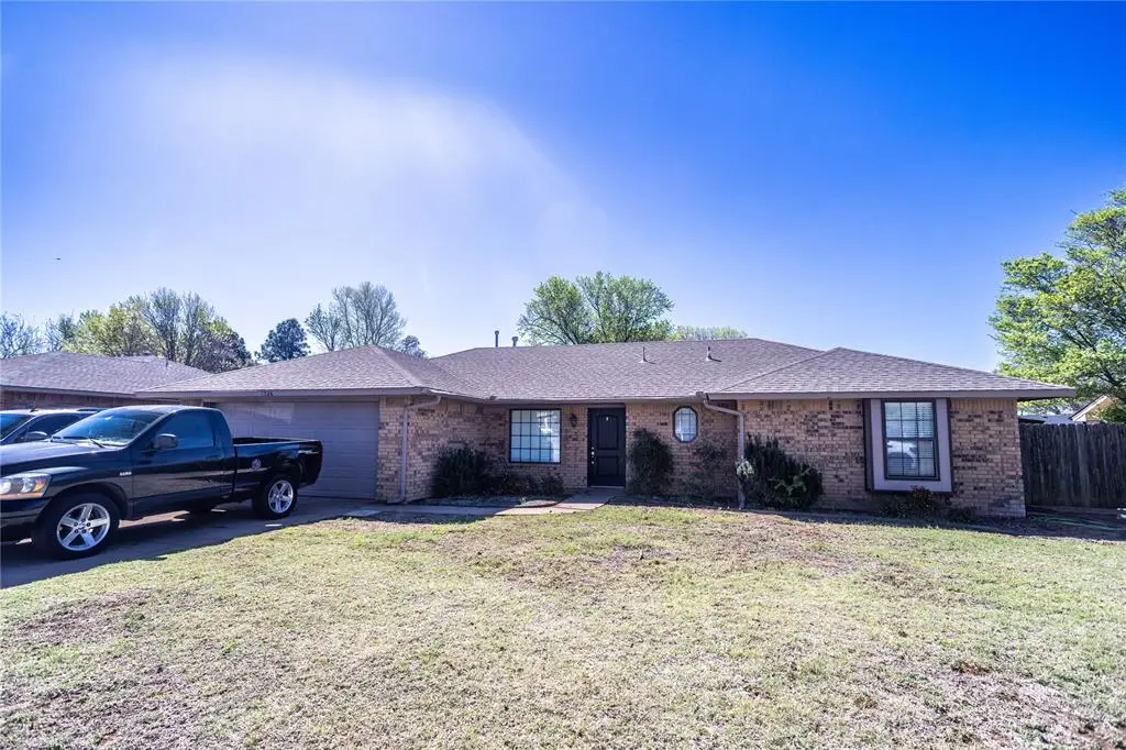 1324 Steiner, Weatherford, OK 73096 - #1