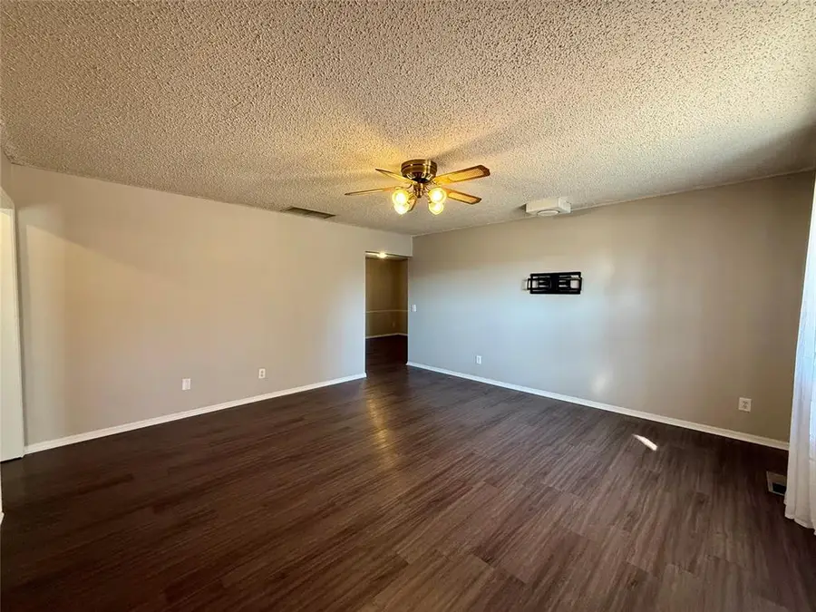 1313 Kent, Weatherford, OK 73096 - #3