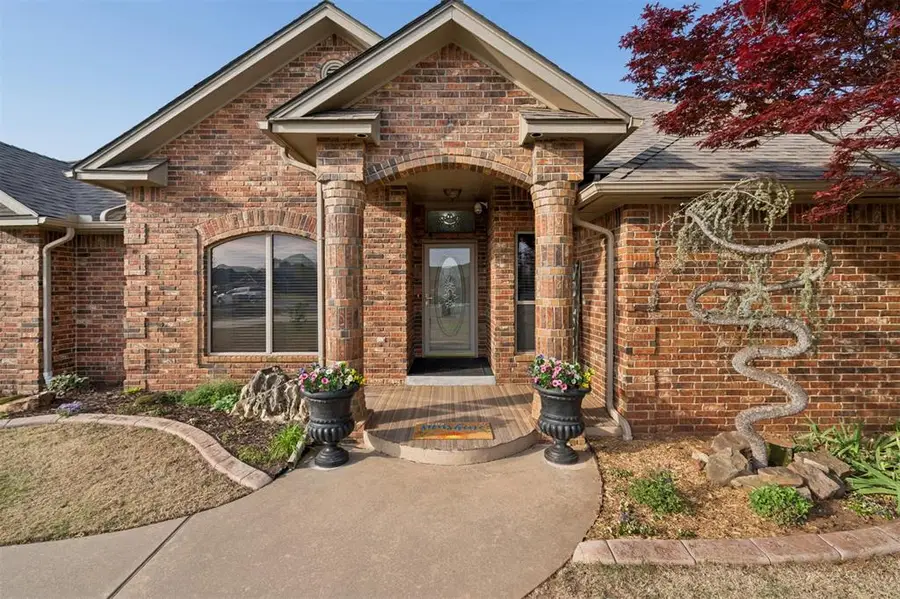 9932 SW 35th Street, Yukon, OK 73099 - #2