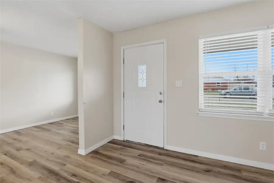 228 S 5th Avenue, Stroud, OK 74079 - #3