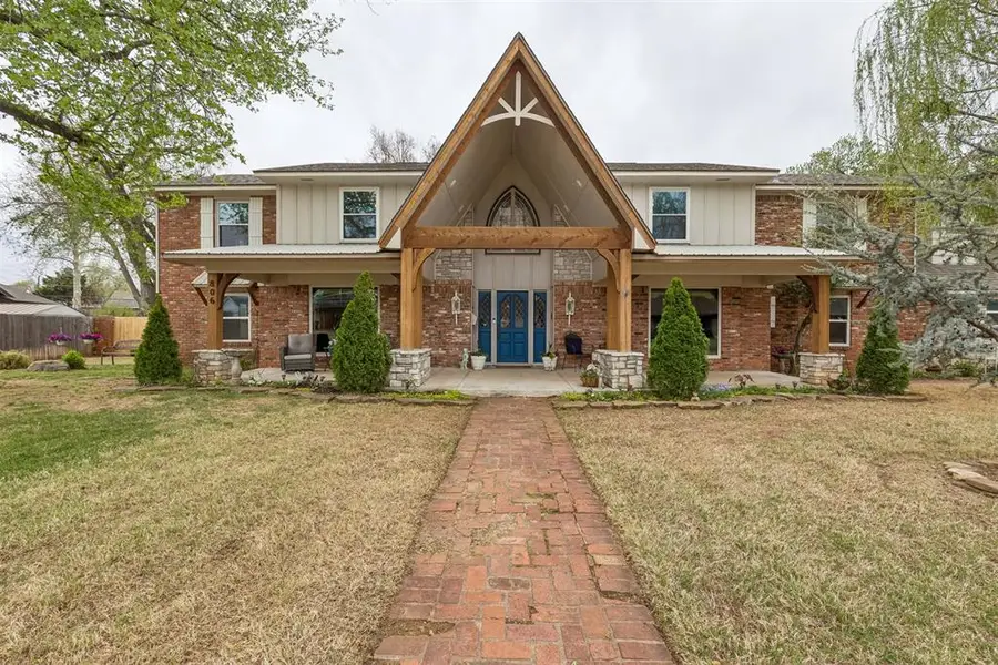 806 Glenmanor Drive, Midwest City, OK 73110 - #2