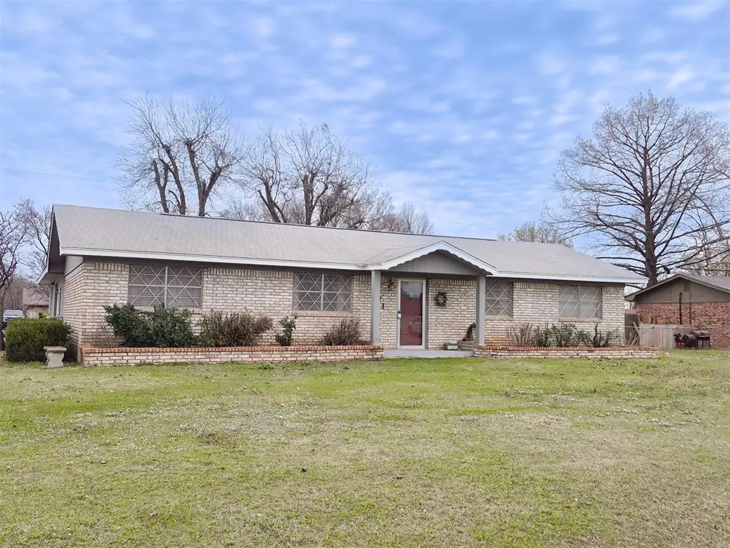 201 Taz Avenue, Morrison, OK 73061 - #1