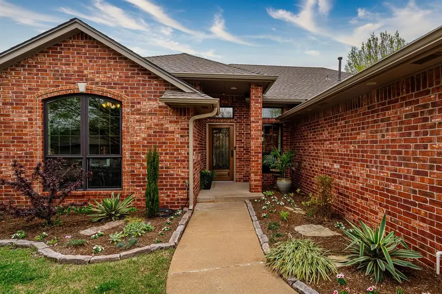 6704 Randi Road, Oklahoma City, OK 73132 - #3