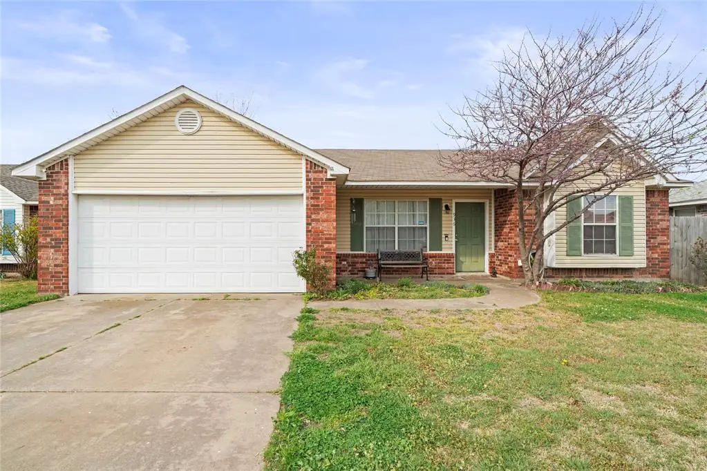 936 NW 15th Street, Moore, OK 73160 - #1