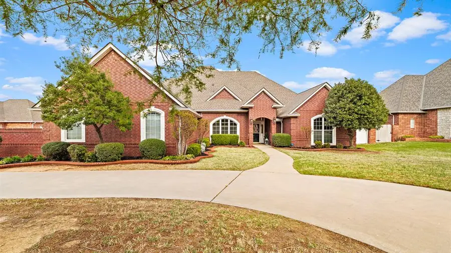 3608 Meadow Lane, Moore, OK 73160 - #3