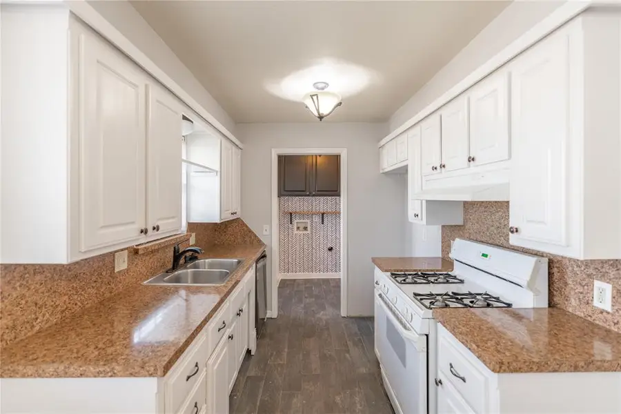 1317 Lawton Avenue, Moore, OK 73160 - #2