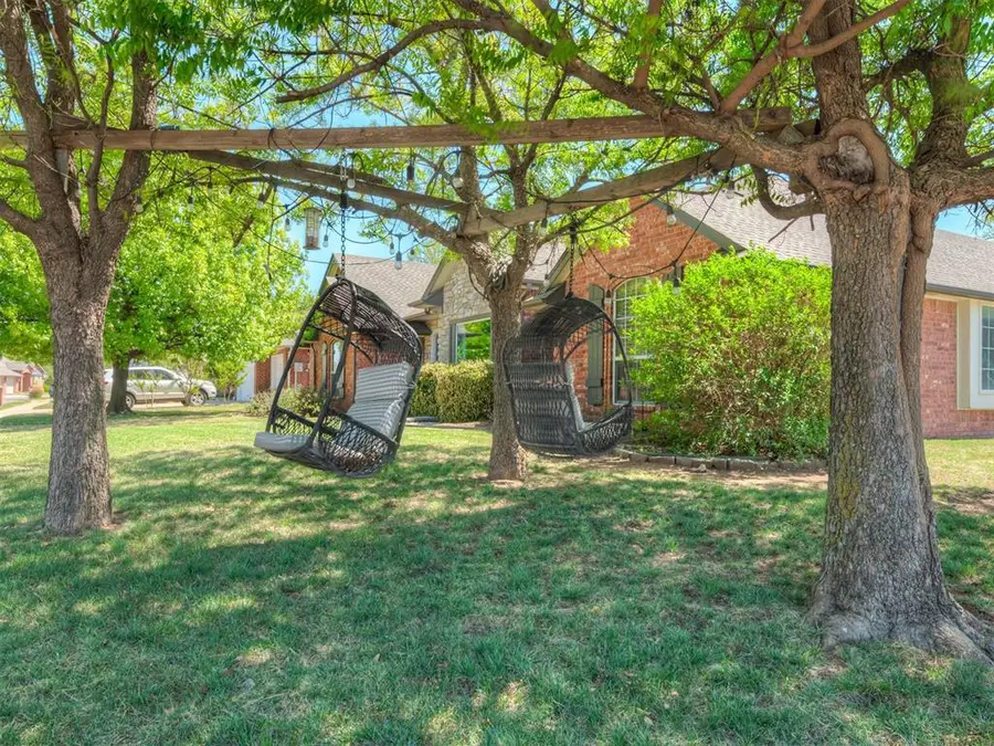 2908 Overland Way, Edmond, OK 73012 - #2