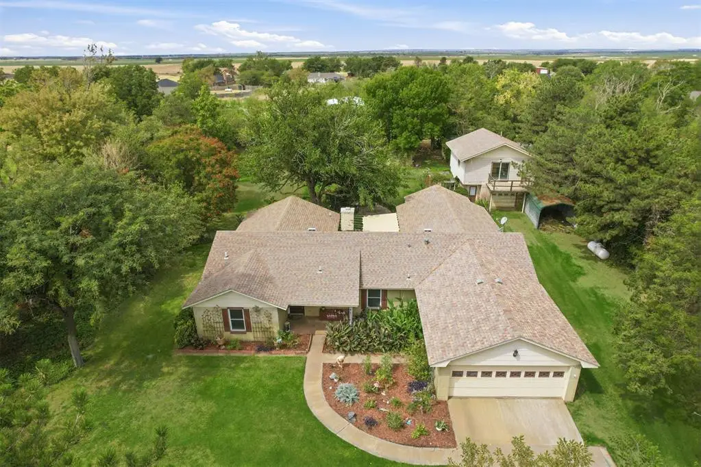 15677 Us Highway 283, Altus, OK 73521 - #1