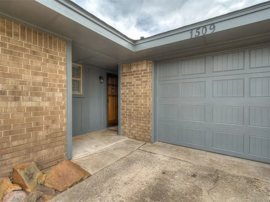 1509 W London Street, El Reno, OK 73036 - #2