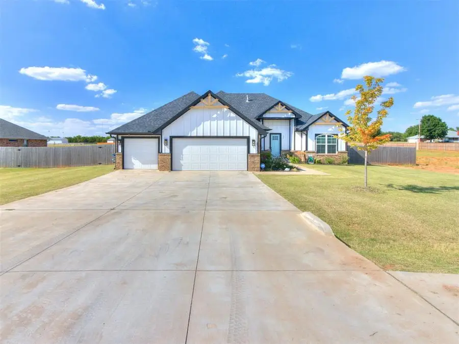 117 W Duane Drive, Mustang, OK 73064 - #3