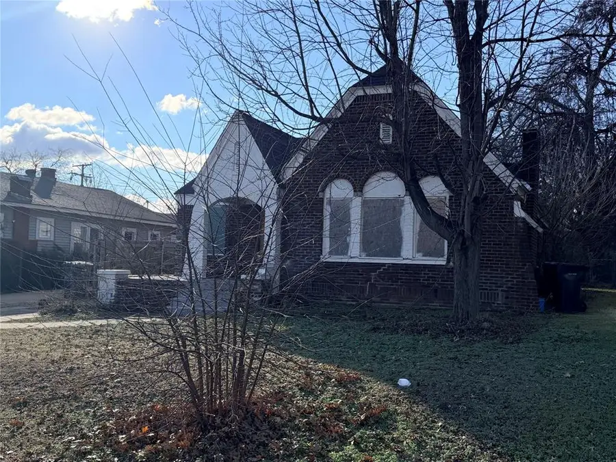 704 NW 28th Street, Oklahoma City, OK 73103 - #3